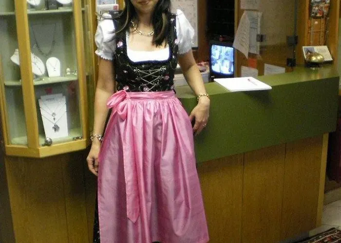 陶特曼酒店 酒店 3*