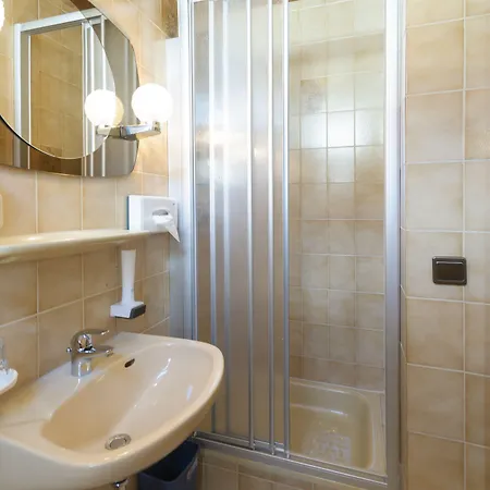 فندق توتيرمان إنسبروك